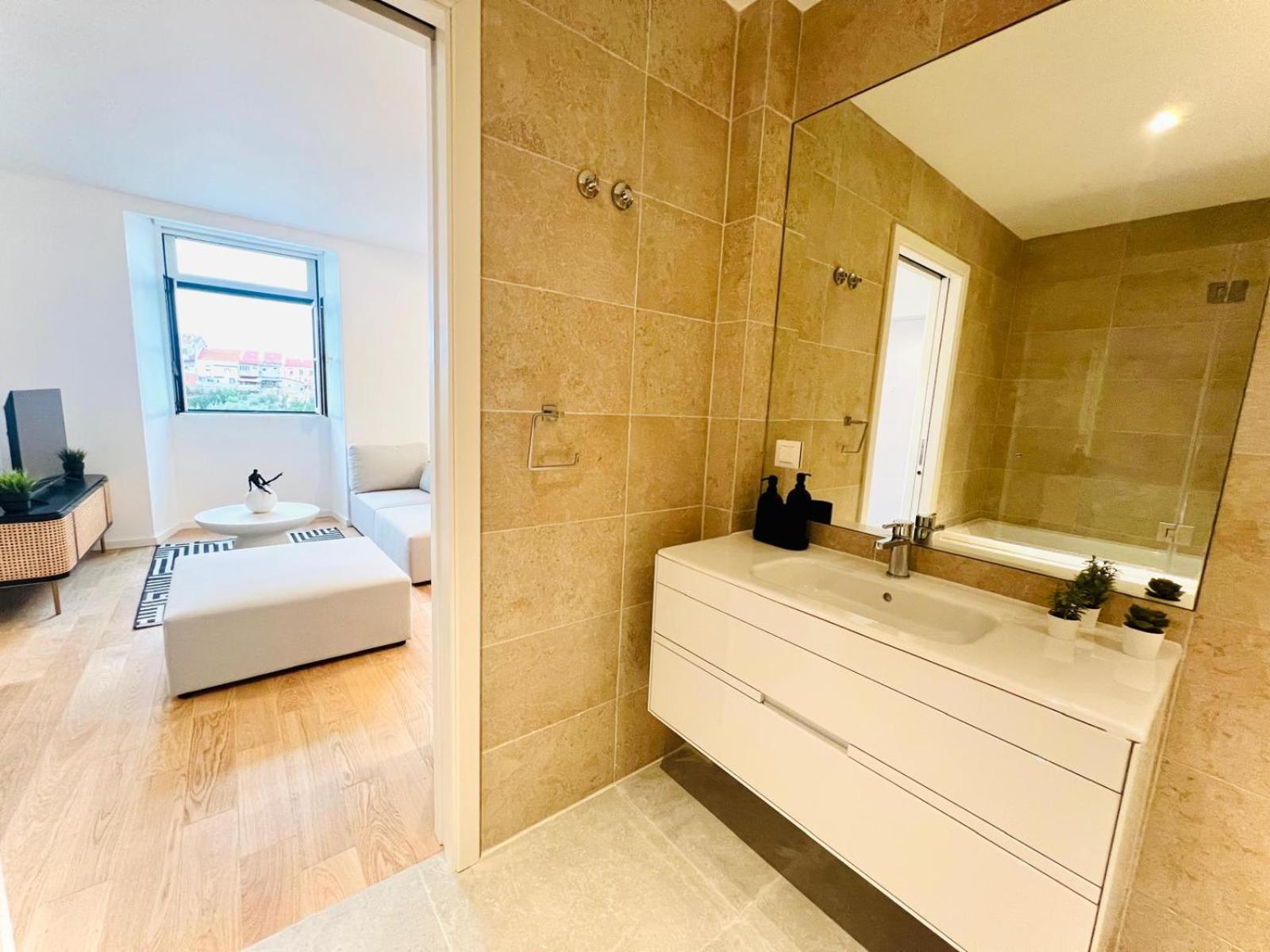 Lisbon Pink House II Beautiful 2 Bedroom Flat In City Center 외부 사진
